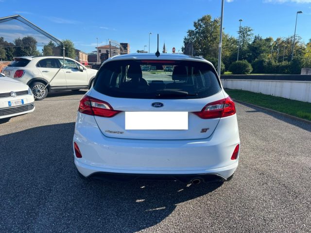 FORD Fiesta 1.5 TDCi 5 porte ST-Line AUTO PER NEOPATENTATI Immagine 4