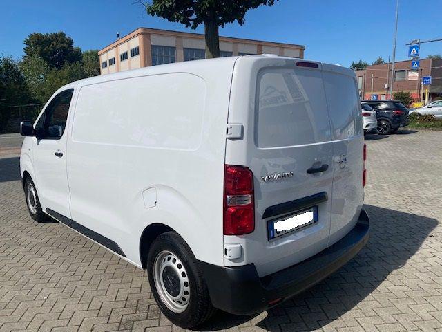 OPEL Vivaro 1.5 Diesel 120CV  L2-H1 clima,radio, Come nuovo! Immagine 2