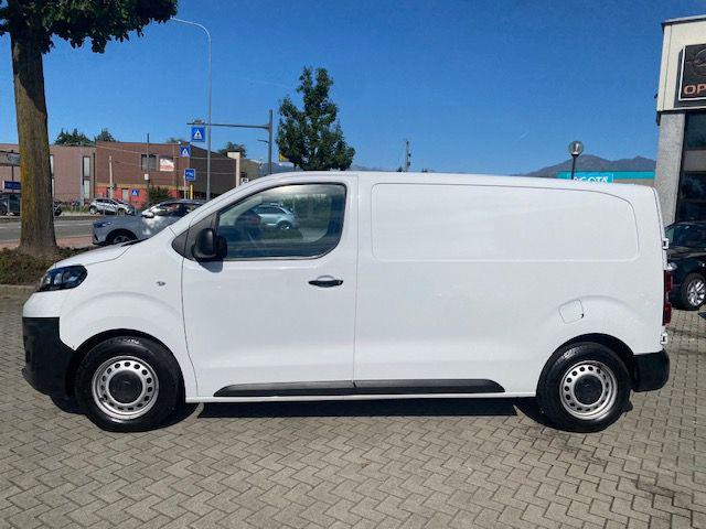 OPEL Vivaro 1.5 Diesel 120CV  L2-H1 clima,radio, Come nuovo! Immagine 1