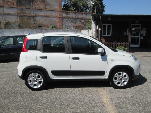 FIAT Panda 1.0 GSE S&S Hybrid City Cross Immagine 1