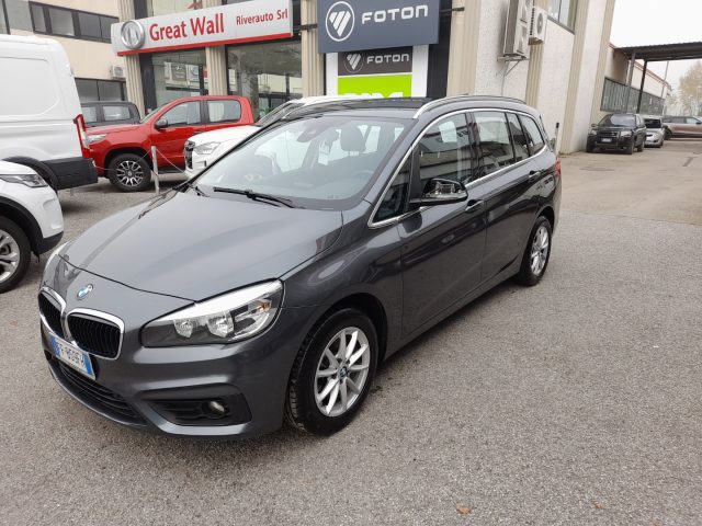 BMW 218 d Active Tourer 7 POSTI Immagine 0