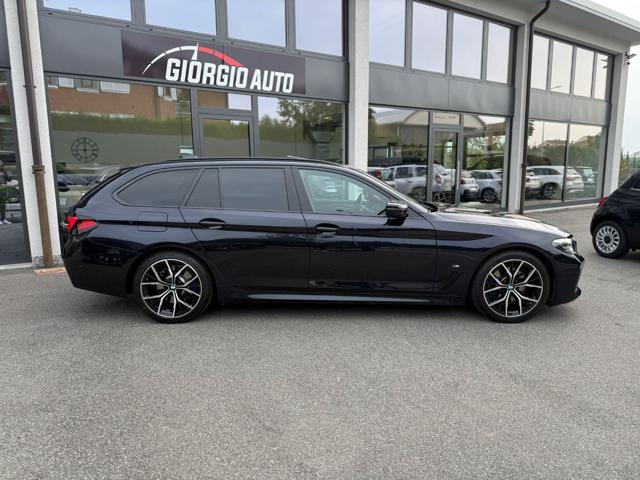 BMW 520 d 48V xDrive Touring Msport Immagine 1