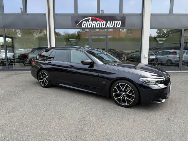 BMW 520 d 48V xDrive Touring Msport Immagine 0