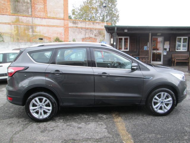 FORD Kuga 1.5 TDCI 120 CV S&S 2WD ST-Line Immagine 1