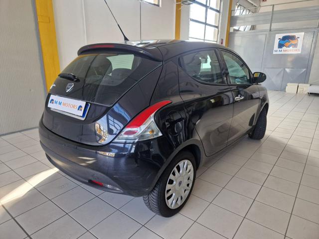 LANCIA Ypsilon 1.3 MJT 16V 95 CV 5 porte S&S Gold Immagine 4