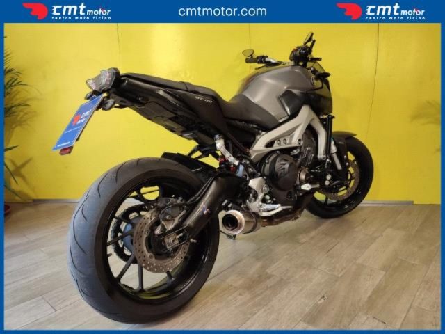 YAMAHA MT-09 Garantita e Finanziabile Immagine 3