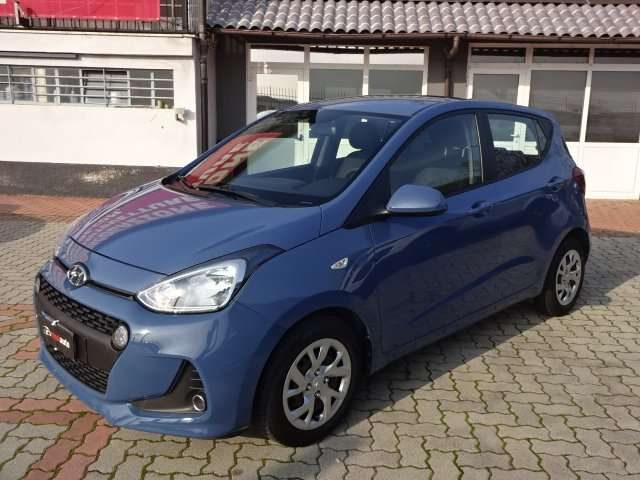 HYUNDAI i10 1.0 Classic econext Gpl ADATTA X NEOPATENTATI Immagine 0