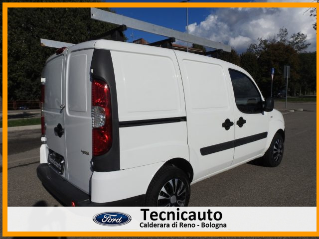 FIAT Doblo Doblò 1.6 16V Natural Power VAN N1 AUTOCARRO Immagine 1