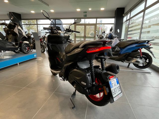 APRILIA SR GT 125 UNICO PROPRIETARIO, SOLO 1.000KM, GARANZIA APRILIA Immagine 4