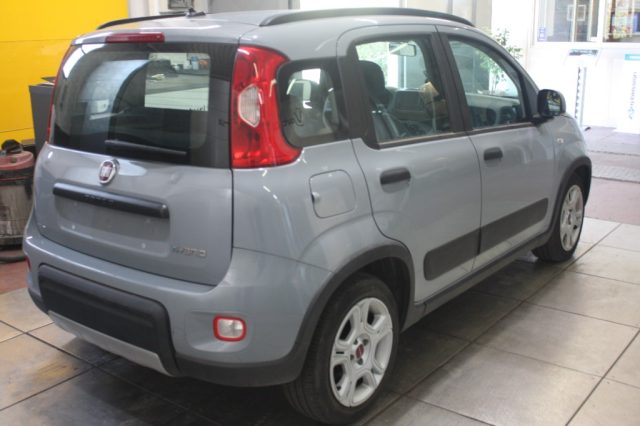 FIAT Panda 1000 HYBRID CITY LIFE  70 CV Immagine 3