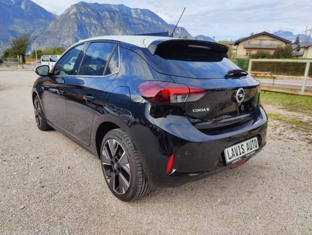 OPEL Corsa-e 5 porte Elegance Immagine 2