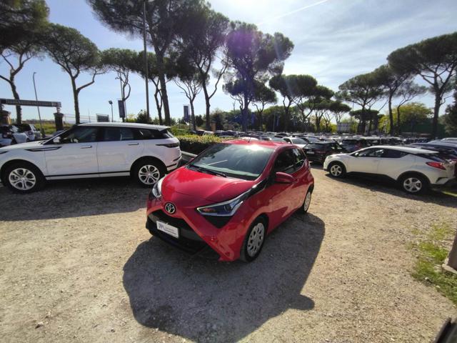 TOYOTA Aygo 1.0cc X-PLAY 72cv ALERT ANTICOLLISIONE BLUETOOTH Immagine 0