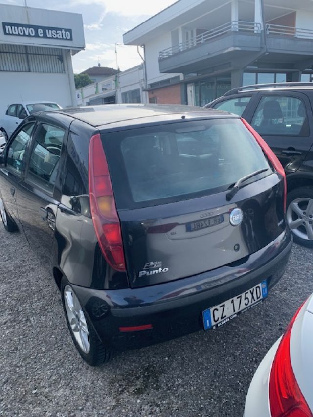 FIAT Punto 1.3 Multijet 16V 5 porte Dynamic Immagine 2