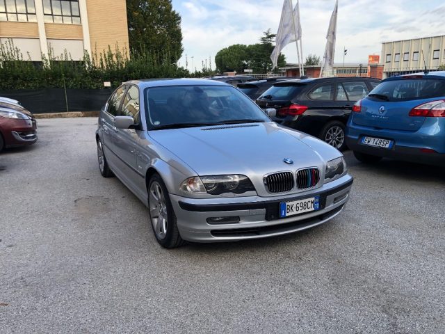 BMW 328 I Immagine 0