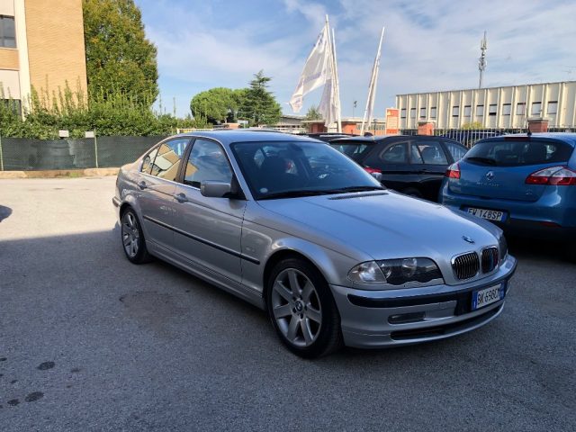 BMW 328 I Immagine 3