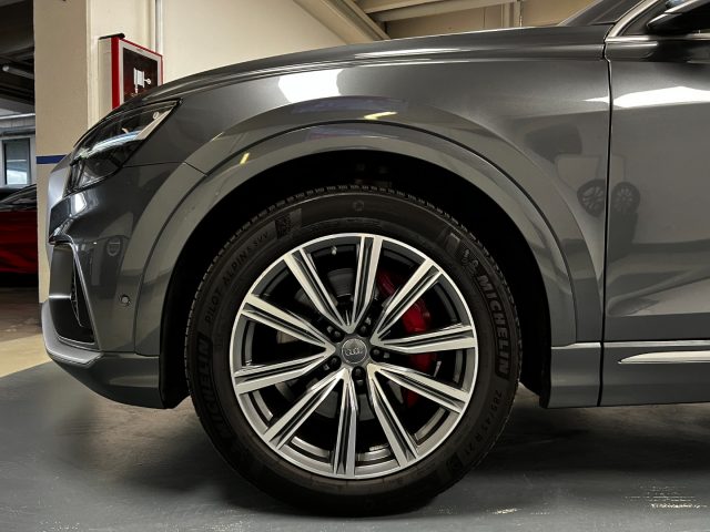 AUDI SQ8 TDI quattro tiptronic Immagine 2