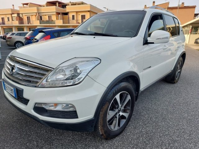 SSANGYONG REXTON W 2.2 Diesel 4WD M/T Plus 7 POSTI EURO 6 Immagine 3