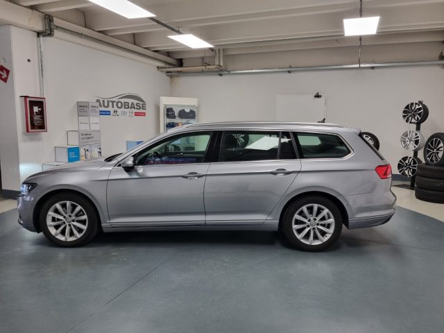 VOLKSWAGEN Passat Variant 2.0 TDI SCR EVO DSG Business Immagine 3