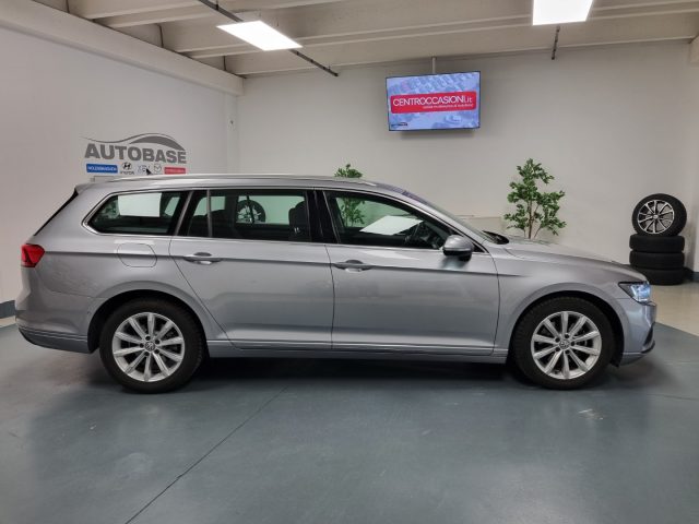 VOLKSWAGEN Passat Variant 2.0 TDI SCR EVO DSG Business Immagine 4