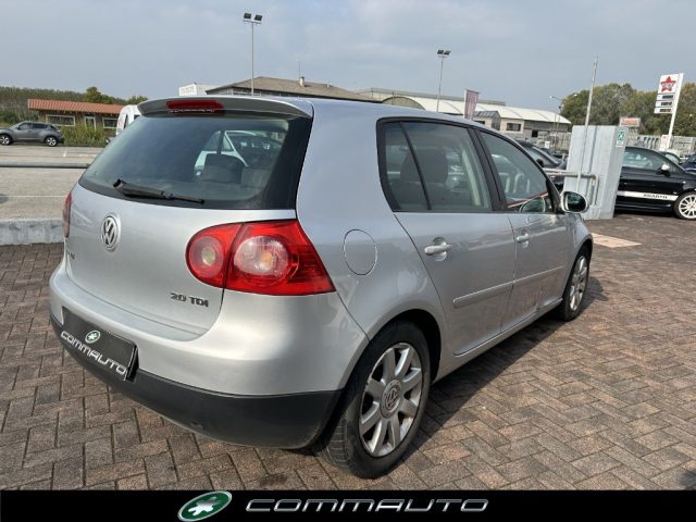 VOLKSWAGEN Golf 2.0 16V TDI 5p. 140 CV Immagine 4