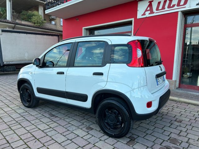 FIAT Panda 1.3 MJT 95 CV S&S 4x4 Immagine 3