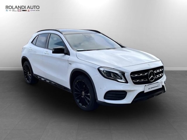 MERCEDES-BENZ GLA 200 d Night Edition 4matic auto Immagine 4