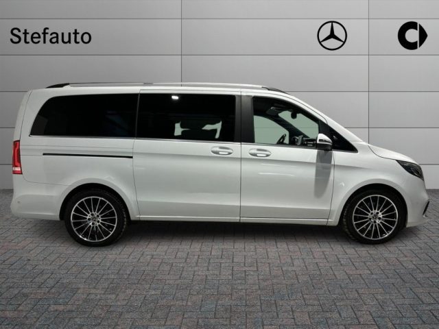 MERCEDES-BENZ V 300 d Automatic Premium Long 8 Posti Immagine 1