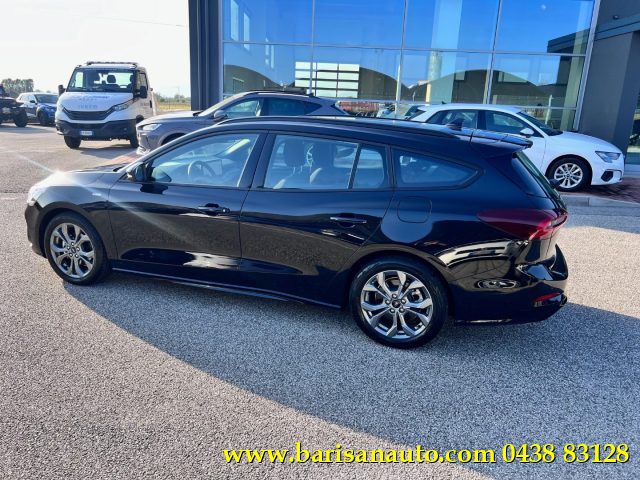 FORD Focus 1.0 EcoBoost Hybrid 125 CV SW ST-Line Immagine 3