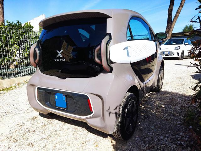 XEV YOYO ELETTRICA 10cv (8 kW) TETTO PANORAMICO BLUETOOTH Immagine 4