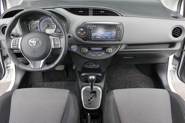 TOYOTA Yaris 1.5 Hybrid 5 porte Active Immagine 4