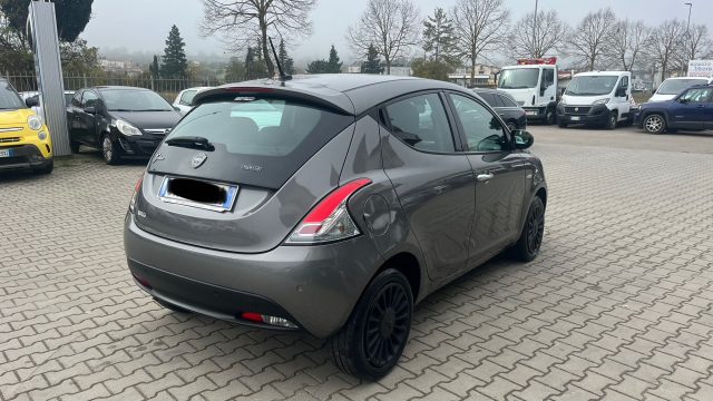 LANCIA Ypsilon 1.0 FireFly 5 porte S&S Hybrid GOLD OK NEOPATENTAT Immagine 2