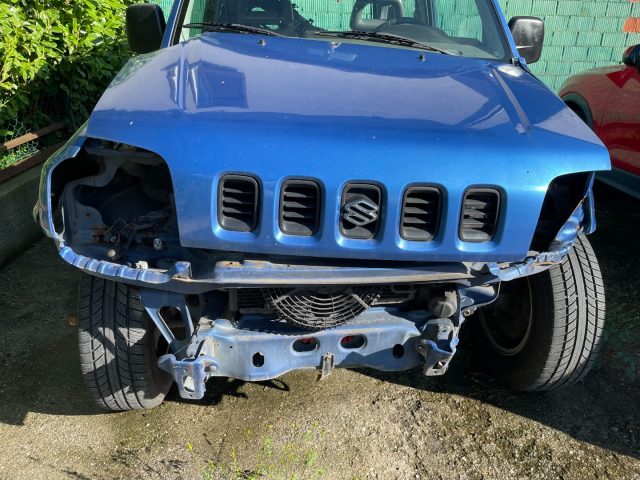 SUZUKI Jimny 1.3i 4WD JLX *RISERVATA OPERATORI DEL SETTORE* Immagine 4