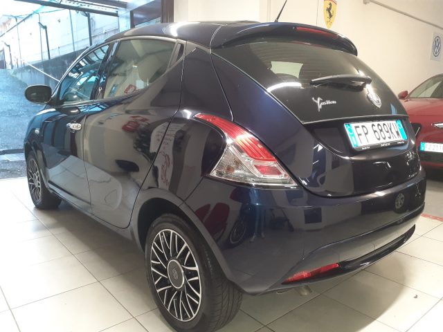 LANCIA Ypsilon 1.3 MJT 16V 95 CV 5 porte S&S Platinum Immagine 1