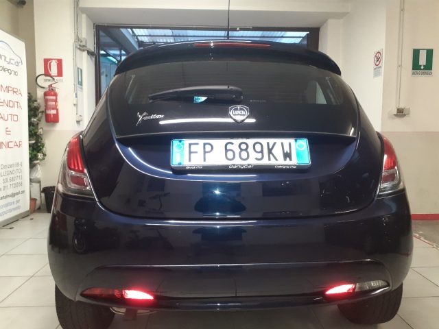 LANCIA Ypsilon 1.3 MJT 16V 95 CV 5 porte S&S Platinum Immagine 2