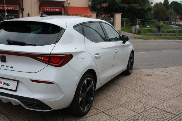 CUPRA Leon 2.0 TDI 150 CV DSG Immagine 3