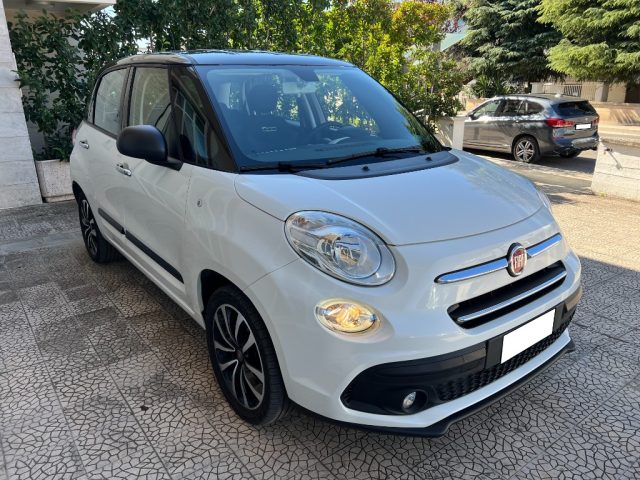 FIAT 500L 1.3 Mjet 95 CV Automatico B-Color Immagine 1