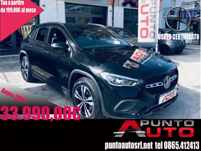 MERCEDES-BENZ GLA 200 d Automatic Business Extra Immagine 0