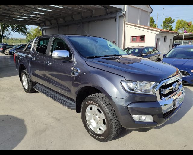 FORD Ranger 2.2 TDCi aut. DC Limited 5pt. Immagine 2