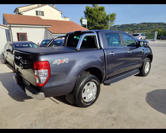 FORD Ranger 2.2 TDCi aut. DC Limited 5pt. Immagine 4