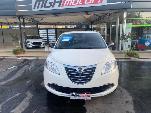 LANCIA Ypsilon 1.3 MJT 16V 95 CV 5 porte S&S Gold Immagine 2