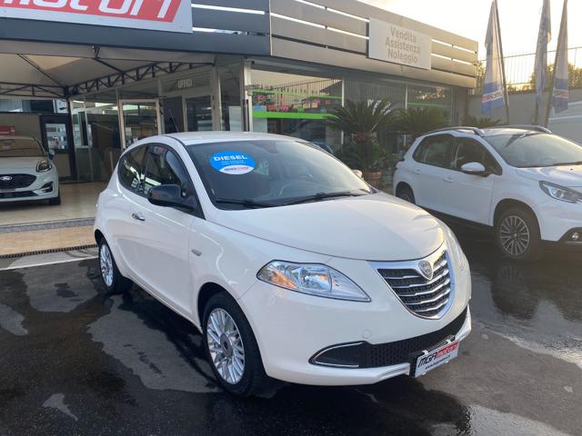 LANCIA Ypsilon 1.3 MJT 16V 95 CV 5 porte S&S Gold Immagine 4