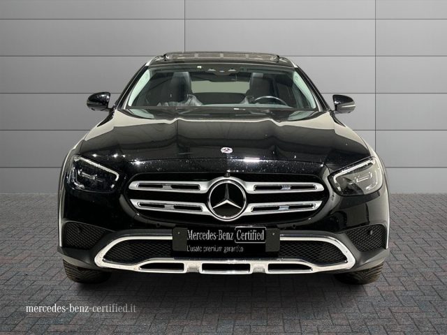 MERCEDES-BENZ E 220 d S.W. 4Matic Auto Premium All-Terrain Navi Tetto Immagine 2