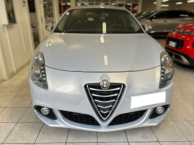 ALFA ROMEO Giulietta 1.6 JTDm-2 105 CV Exclusive Immagine 2