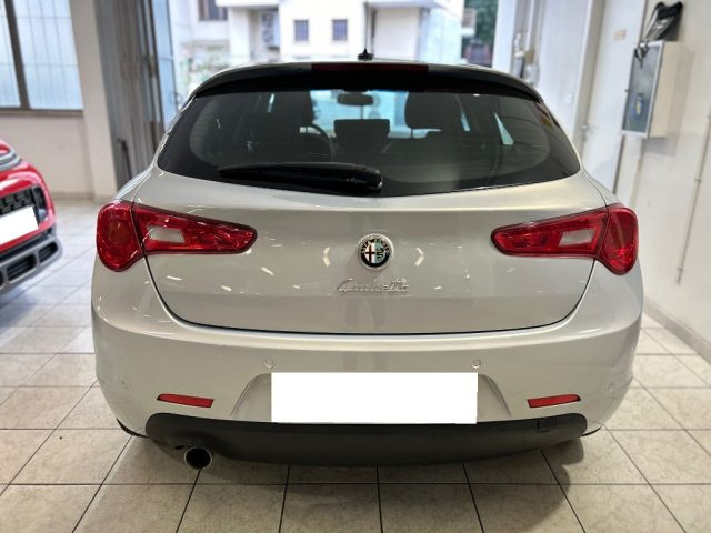 ALFA ROMEO Giulietta 1.6 JTDm-2 105 CV Exclusive Immagine 4