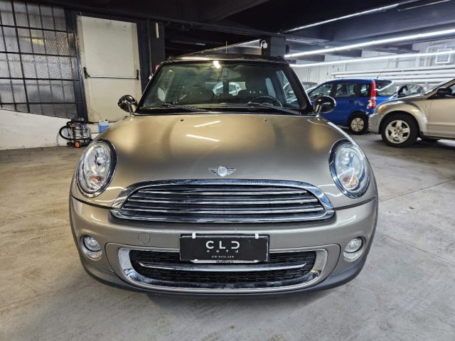 MINI Clubman Mini 2.0 16V Cooper D Clubman Automatica Immagine 1