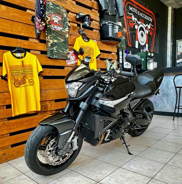 SUZUKI B-King GSX 1300 B-King Immagine 3