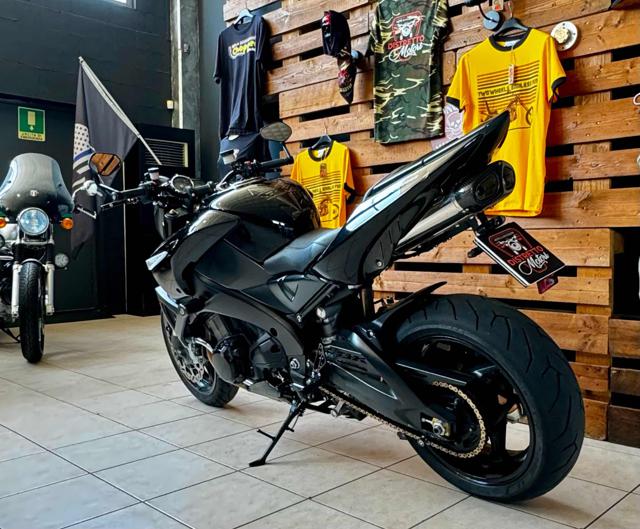 SUZUKI B-King GSX 1300 B-King Immagine 2