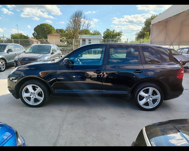 PORSCHE Cayenne 3.0 Diesel Immagine 3