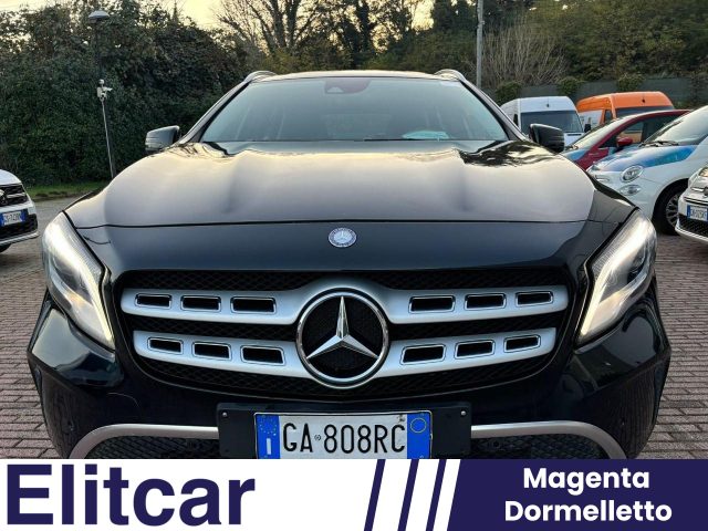 MERCEDES-BENZ GLA 250 Sport Immagine 2