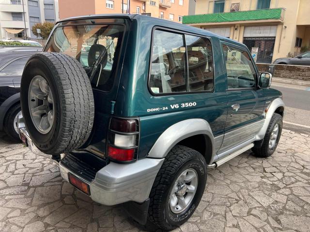 MITSUBISHI Pajero 3.5i V6 24V cat MT SS GLS Exec. (GPL) Immagine 3